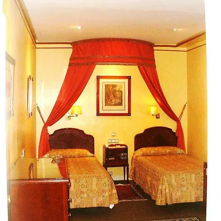 La Fundacion 4*